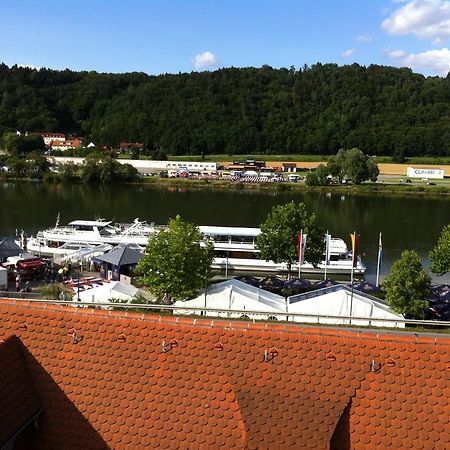 Hôtel Wittelsbacher Zollhaus à Vilshofen an der Donau Extérieur photo