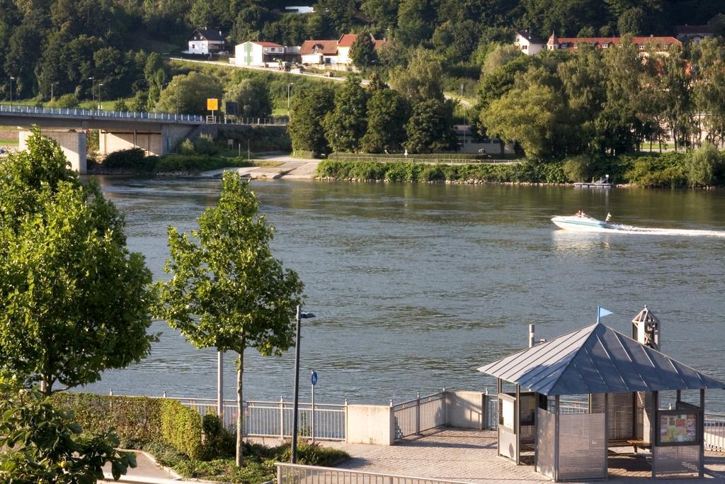 Hôtel Wittelsbacher Zollhaus à Vilshofen an der Donau Extérieur photo